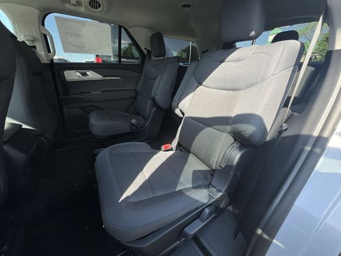 New 2026 Ford Explorer Active AWD/4WD image 32