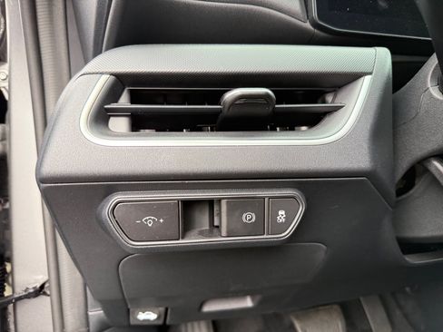 Used 2025 Kia K4 FWD image 19