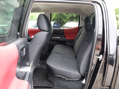 Used 2023 Toyota Tacoma SR5 RWD image 17