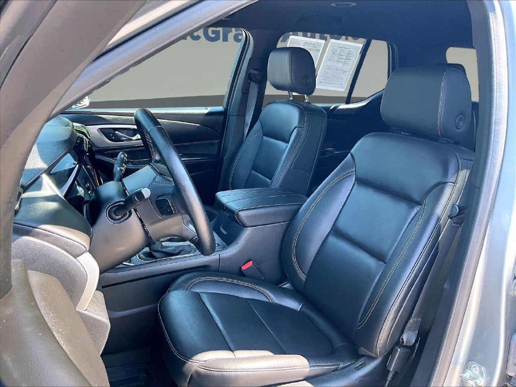 Used 2024 Chevrolet Traverse LT AWD/4WD image 25