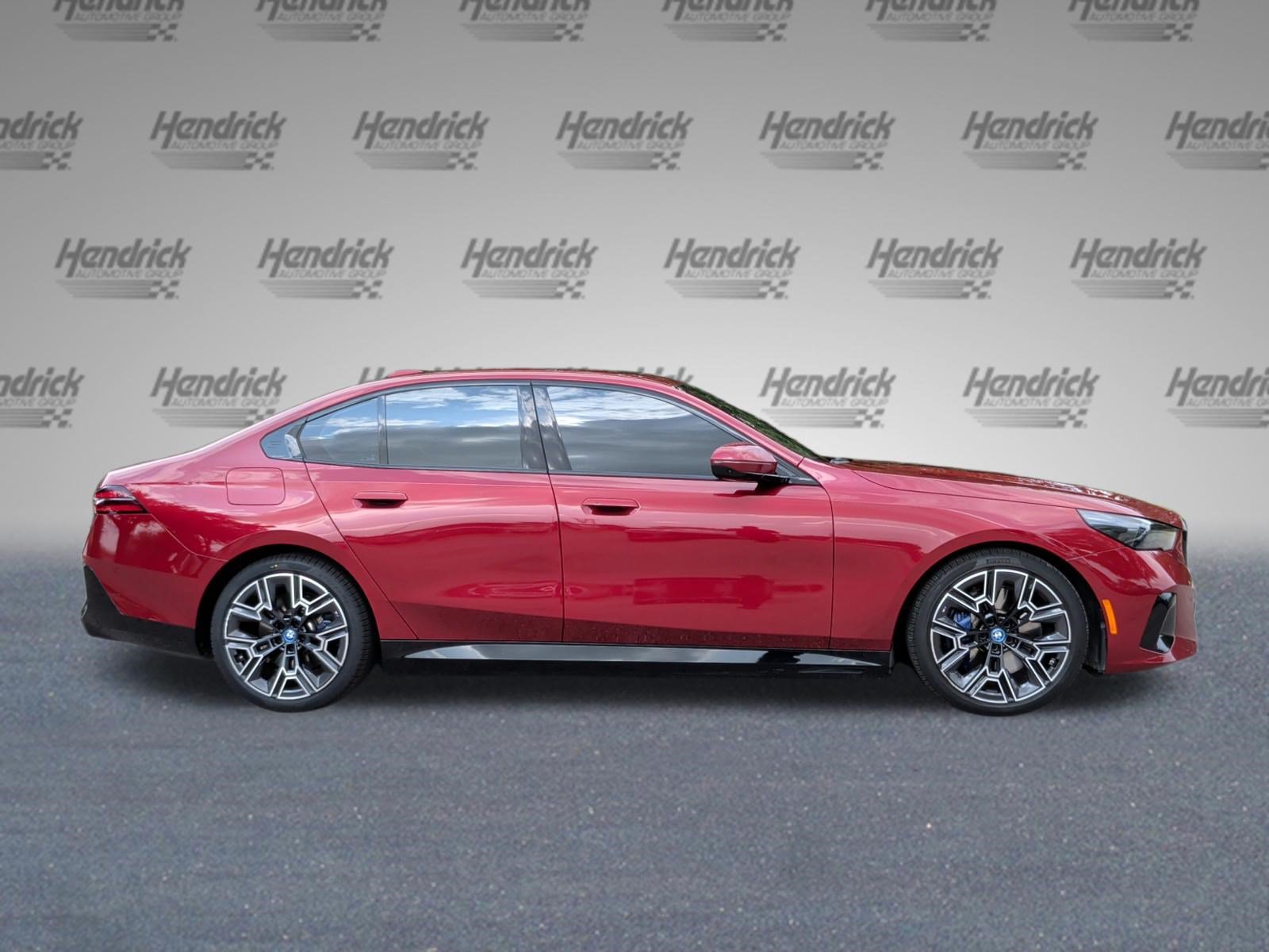 Certified 2024 BMW i5 eDrive40i w/ M Sport Package RWD image 6