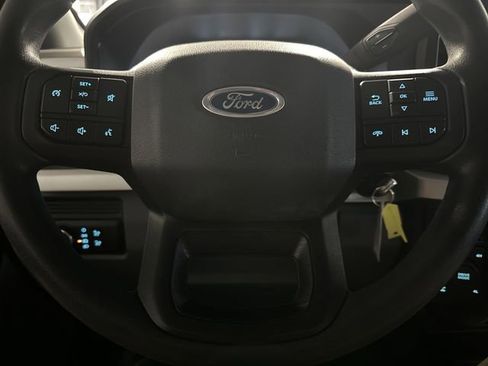 Used 2023 Ford F250 XL w/ XL Chrome Package image 15