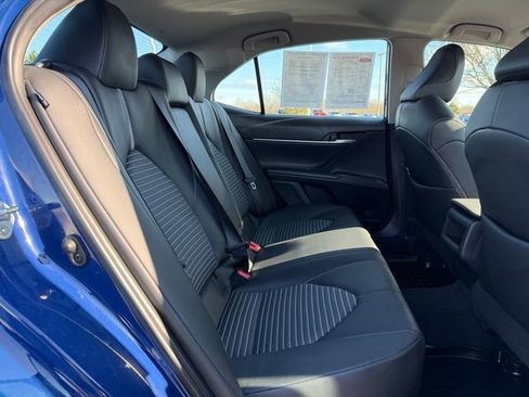 Certified 2023 Toyota Camry SE w/ Convenience Package image 17