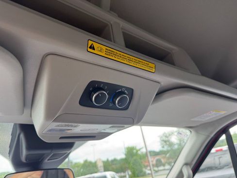 Used 2024 Ford Transit 350 XLT RWD image 4
