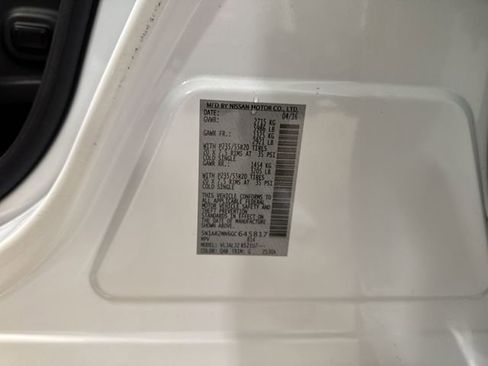 Used 2016 Nissan Pathfinder Platinum image 35