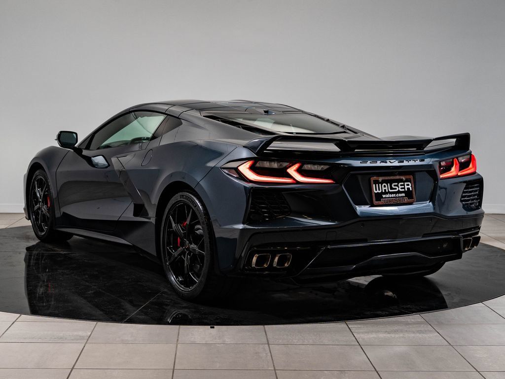 Used 2020 Chevrolet Corvette Stingray Premium Cpe w/ 3LT Preferred Equipment Group RWD image 6