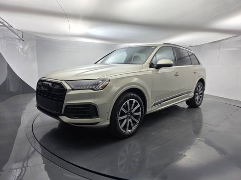 Used 2023 Audi Q7 2.0T Premium Plus w/ Premium Plus Package image 8