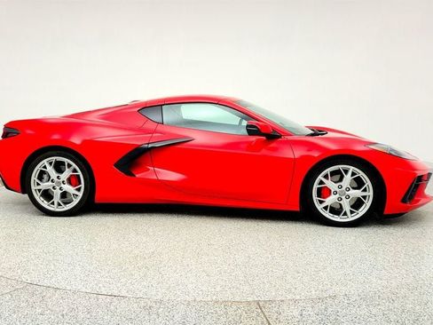Used 2022 Chevrolet Corvette Stingray Preferred Cpe w/ Battery Protection Package RWD image 4