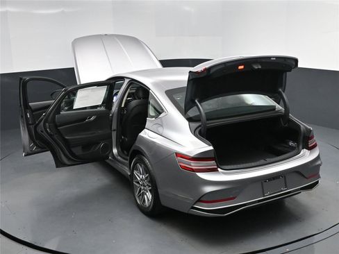 New 2026 Genesis G80 2.5T image 15