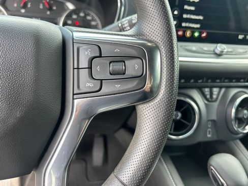 Used 2025 Chevrolet Blazer LT AWD/4WD image 22