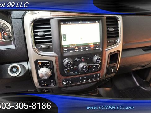 Used 2018 RAM 1500 Laramie w/ Convenience Group AWD/4WD image 21