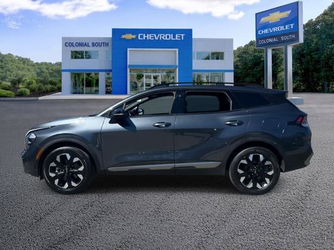 Used 2023 Kia Sportage X-Line w/ X-Line Premium Package AWD/4WD image 3