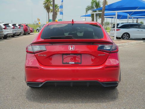 Used 2025 Honda Civic Sport image 6