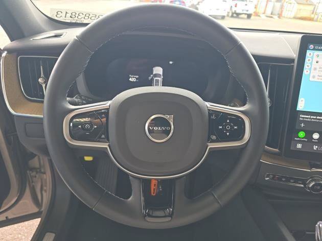 Used 2026 Volvo XC60 B5 Plus AWD/4WD image 10