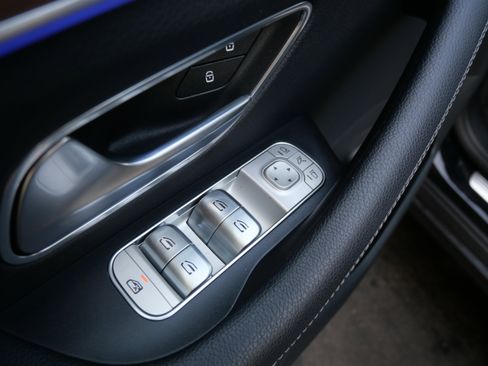 Used 2021 Mercedes-Benz GLE 350 image 18