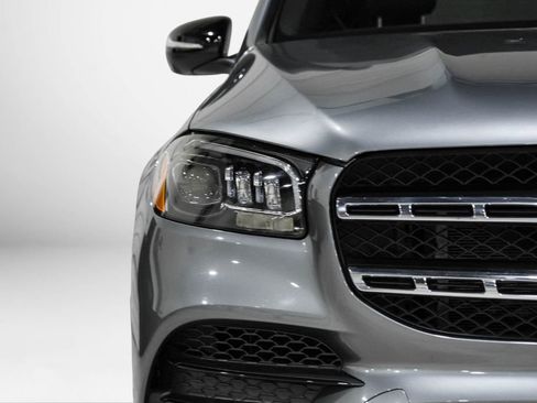 Used 2020 Mercedes-Benz GLS 580 4MATIC image 55