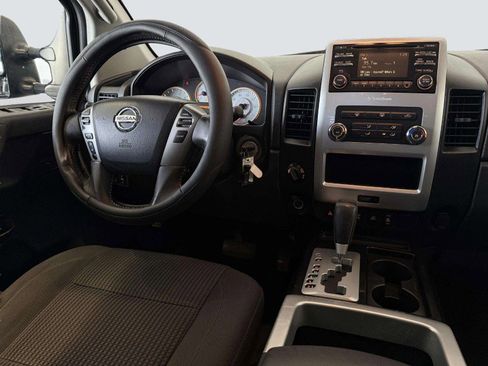 Used 2013 Nissan Titan PRO-4X w/ Pro-4x Premium Utility Pkg AWD/4WD image 17
