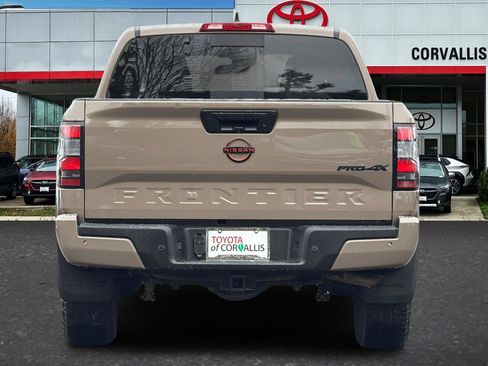 Used 2024 Nissan Frontier PRO-4X w/ Technology Package image 5