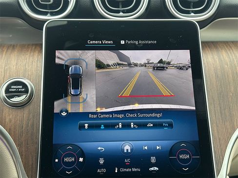 Certified 2025 Mercedes-Benz GLC 300 4MATIC image 32