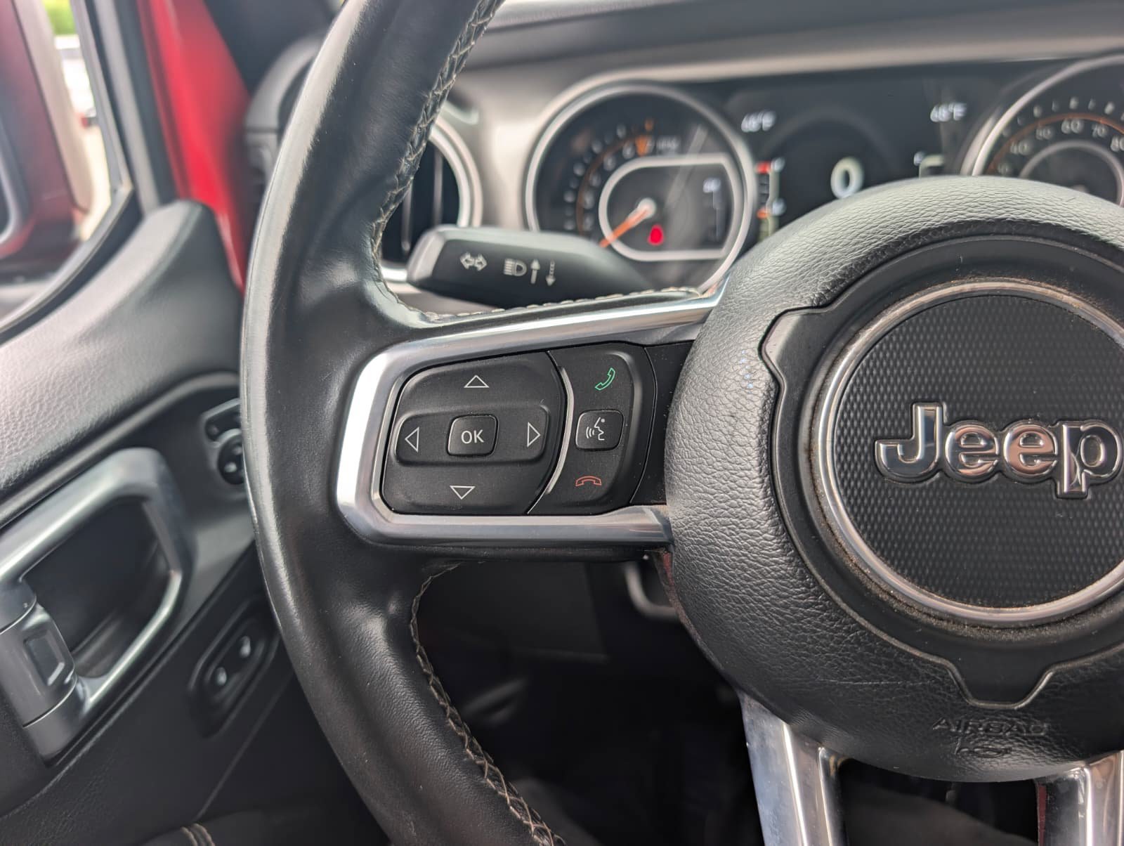 Used 2020 Jeep Wrangler Unlimited Sahara AWD/4WD image 21