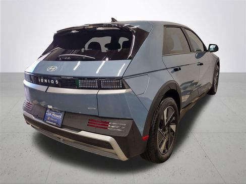 New 2026 Hyundai Ioniq 5 SE image 13