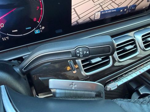 Used 2024 Mercedes-Benz GLS 450 4MATIC image 30