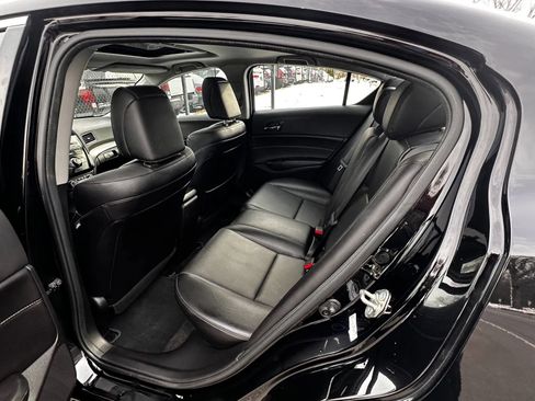 Used 2017 Acura ILX image 21