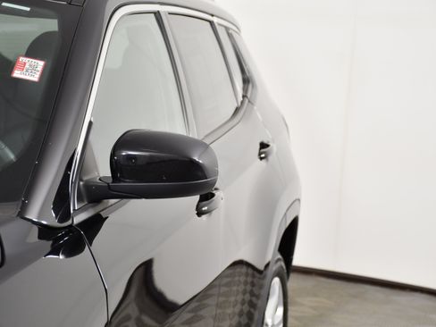 Used 2024 Jeep Compass Latitude AWD/4WD image 13