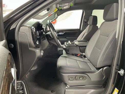 Used 2023 GMC Sierra 1500 SLE AWD/4WD image 11