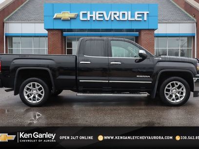 Used 2017 GMC Sierra 1500 SLT w/ SLT Premium Package
