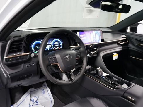 New 2026 Toyota Crown XLE image 11