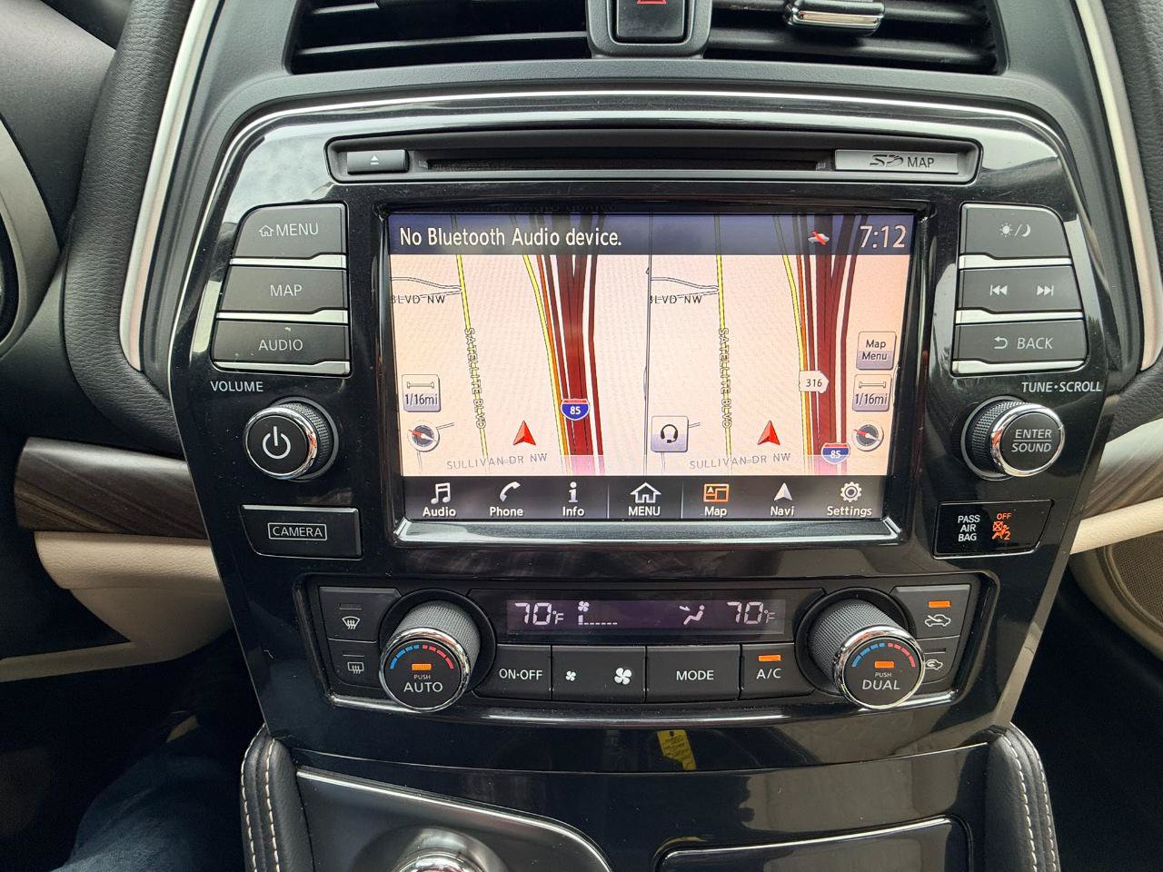 Used 2016 Nissan Maxima Platinum FWD image 20