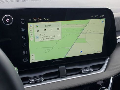 Certified 2025 Chevrolet Equinox LT w/ Convenience Package II image 18