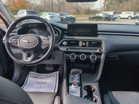 Used 2023 Genesis G70 2.0T image 18