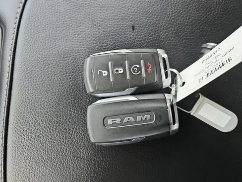Used 2025 RAM 2500 Big Horn AWD/4WD image 35