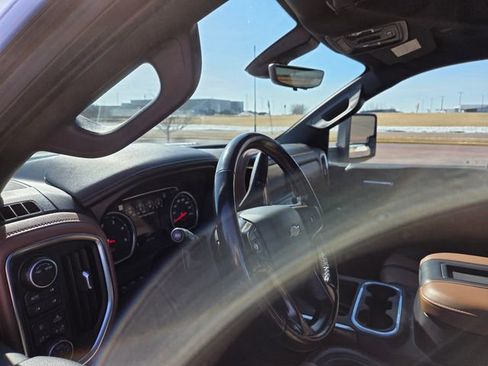 Used 2020 Chevrolet Silverado 3500 High Country w/ Z71 Off-Road Package image 14