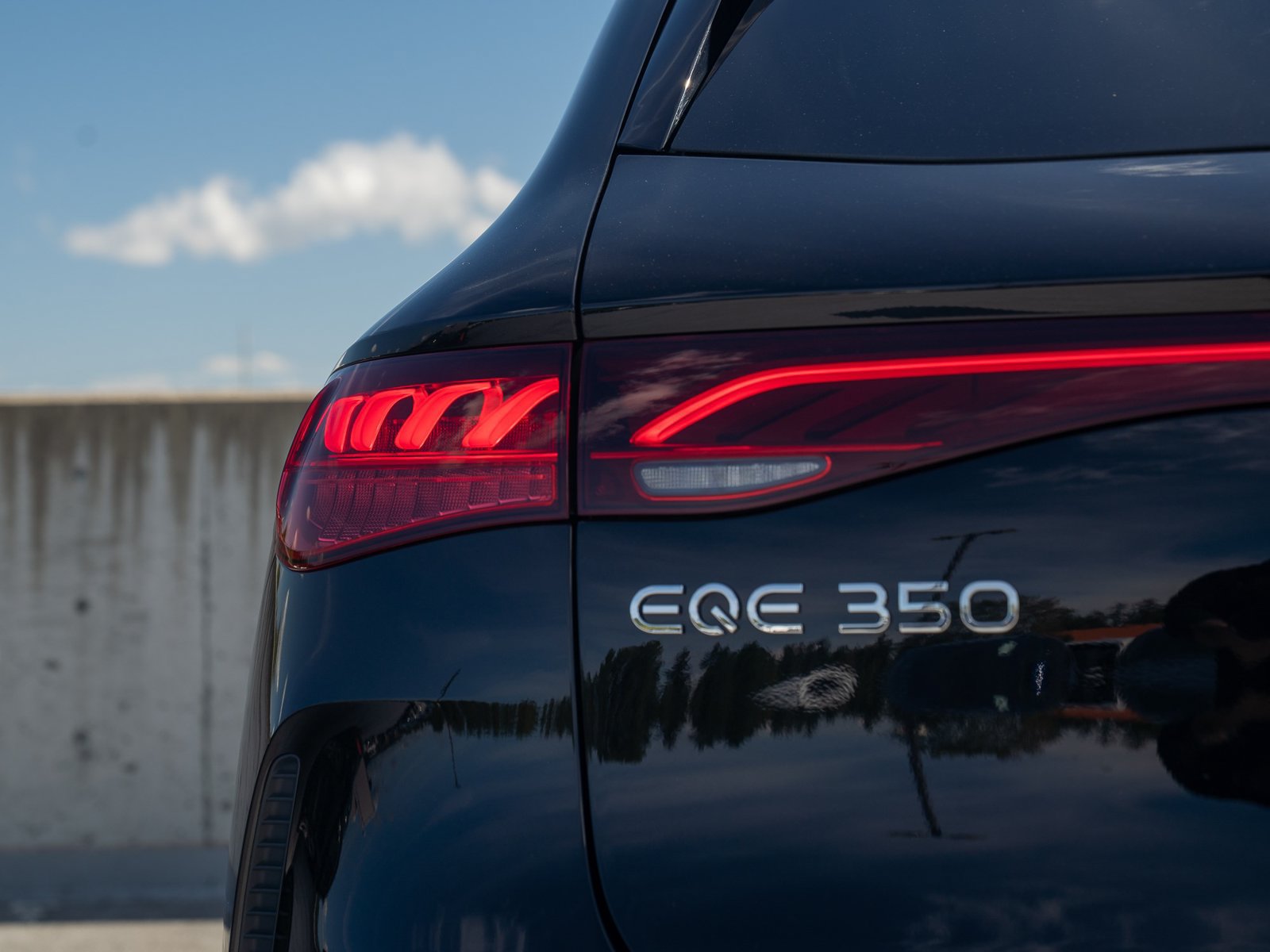 Certified 2023 Mercedes-Benz EQE 350+ 4MATIC SUV image 11