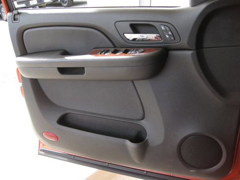 Used 2007 Chevrolet Avalanche LT w/ LT Preferred Equipment Group image 14