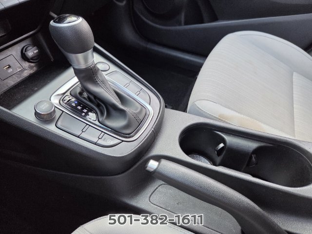 Used 2023 Hyundai Kona SEL AWD/4WD image 26