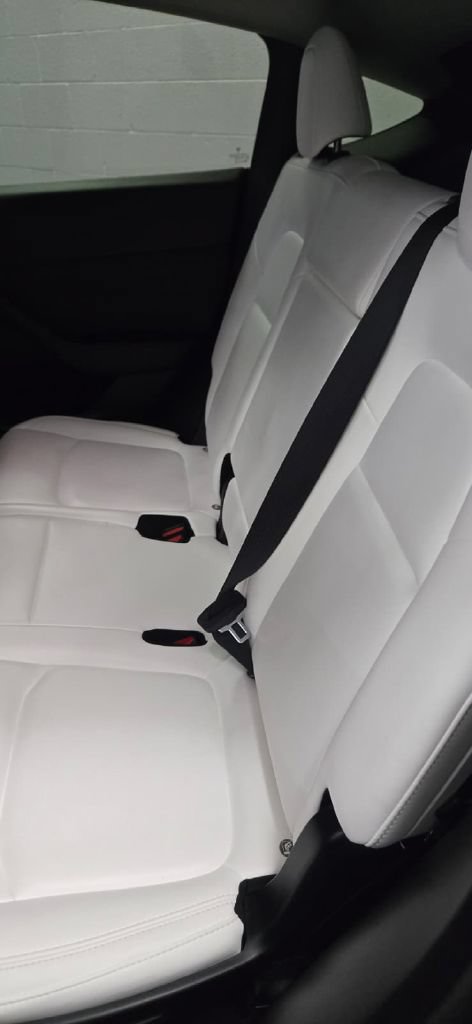 Used 2024 Tesla Model Y Long Range AWD/4WD image 10