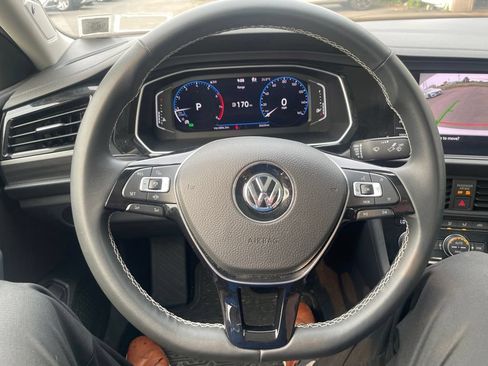 Used 2021 Volkswagen Jetta SEL FWD image 25