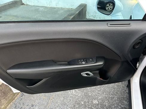 Used 2017 Dodge Challenger SXT w/ Blacktop Package image 13