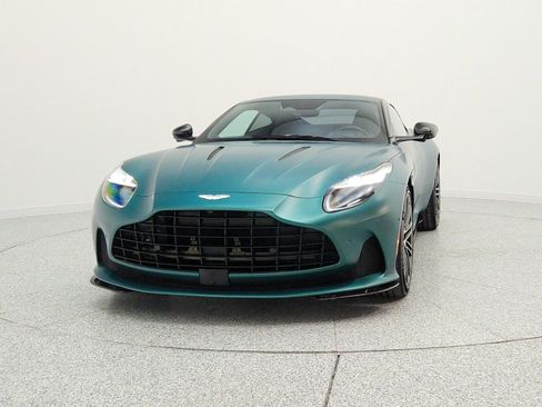 Used 2024 Aston Martin DB12 Coupe RWD image 3