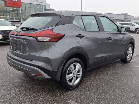 Certified 2025 Nissan Kicks Play S image 7