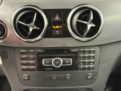 Used 2015 Mercedes-Benz GLK 350 2WD image 31