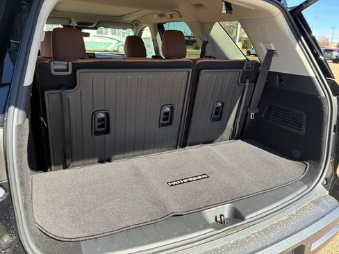 New 2026 Nissan Pathfinder Platinum AWD/4WD image 19