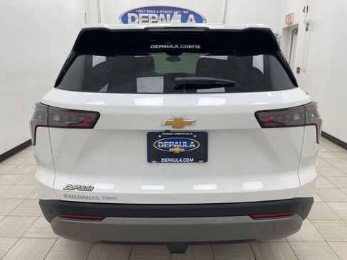 New 2026 Chevrolet Equinox LT w/ Convenience Package II image 18