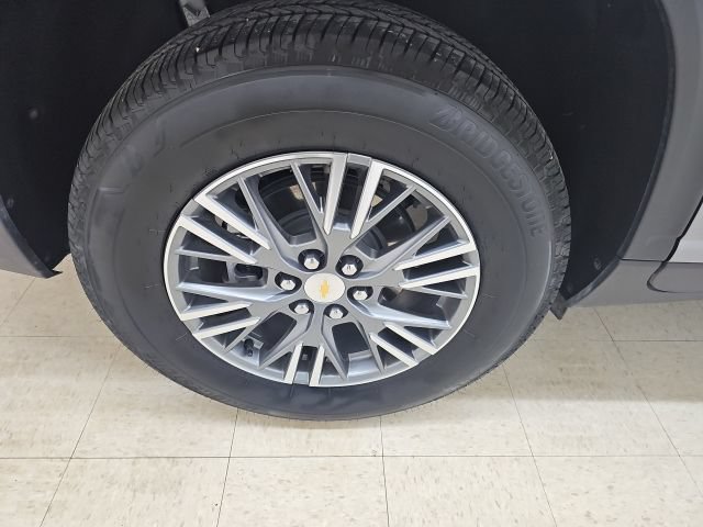 Used 2026 Chevrolet Traverse LT w/ Driver Confidence Package FWD image 21