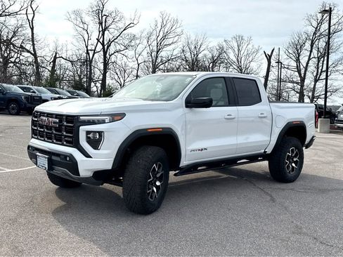 New 2026 GMC Canyon AT4X image 4