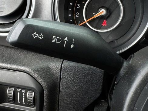 Used 2022 Jeep Gladiator Sport image 24